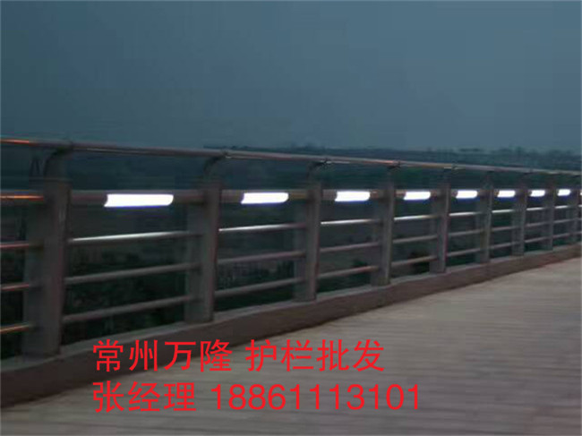 led灯光桥梁护栏